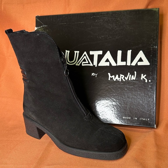 EUC Aquatalia Waterproof Suede Boots - Sz 9.5 - Picture 2 of 16